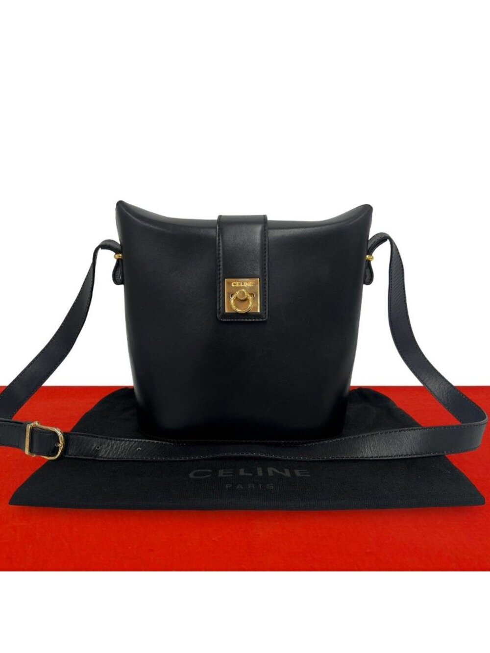 Celine Vintage Logo Ring Calf Leather Shoulder Bag Pochette Black
